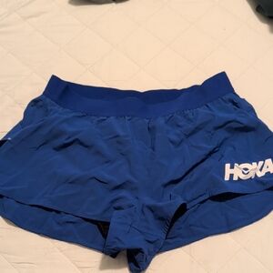 Hoka Women's Vibrant Blue Athletic Shorts Medium